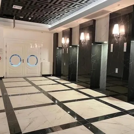 Hanza Tower Baobab Spa & Pool Jacussi Sauna Lägenhet
